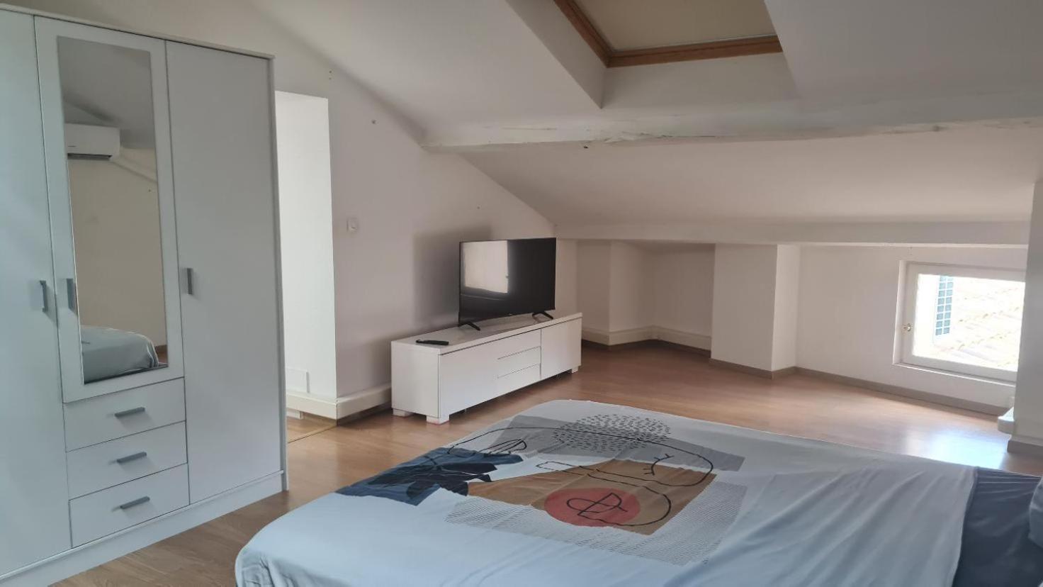 Appartement Nimes Centre Esterno foto